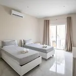 2 Bedroom In * Gudja