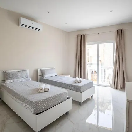 2 Bedroom In * Gudja